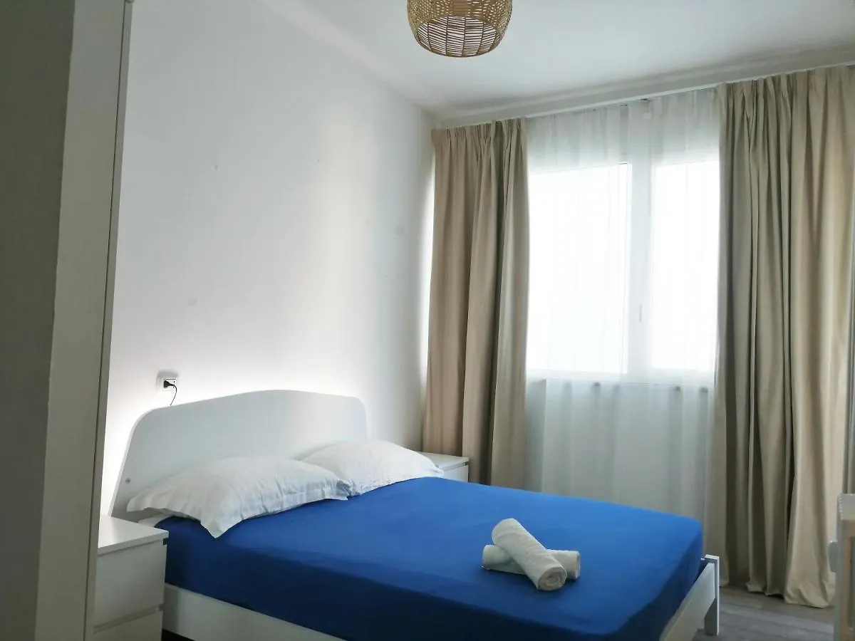 اتصالات Lisa\'S Home Marina Center 